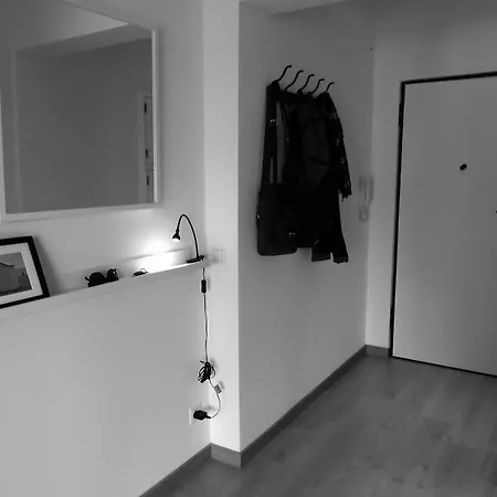 Apartament Sunny Flat Віавіа